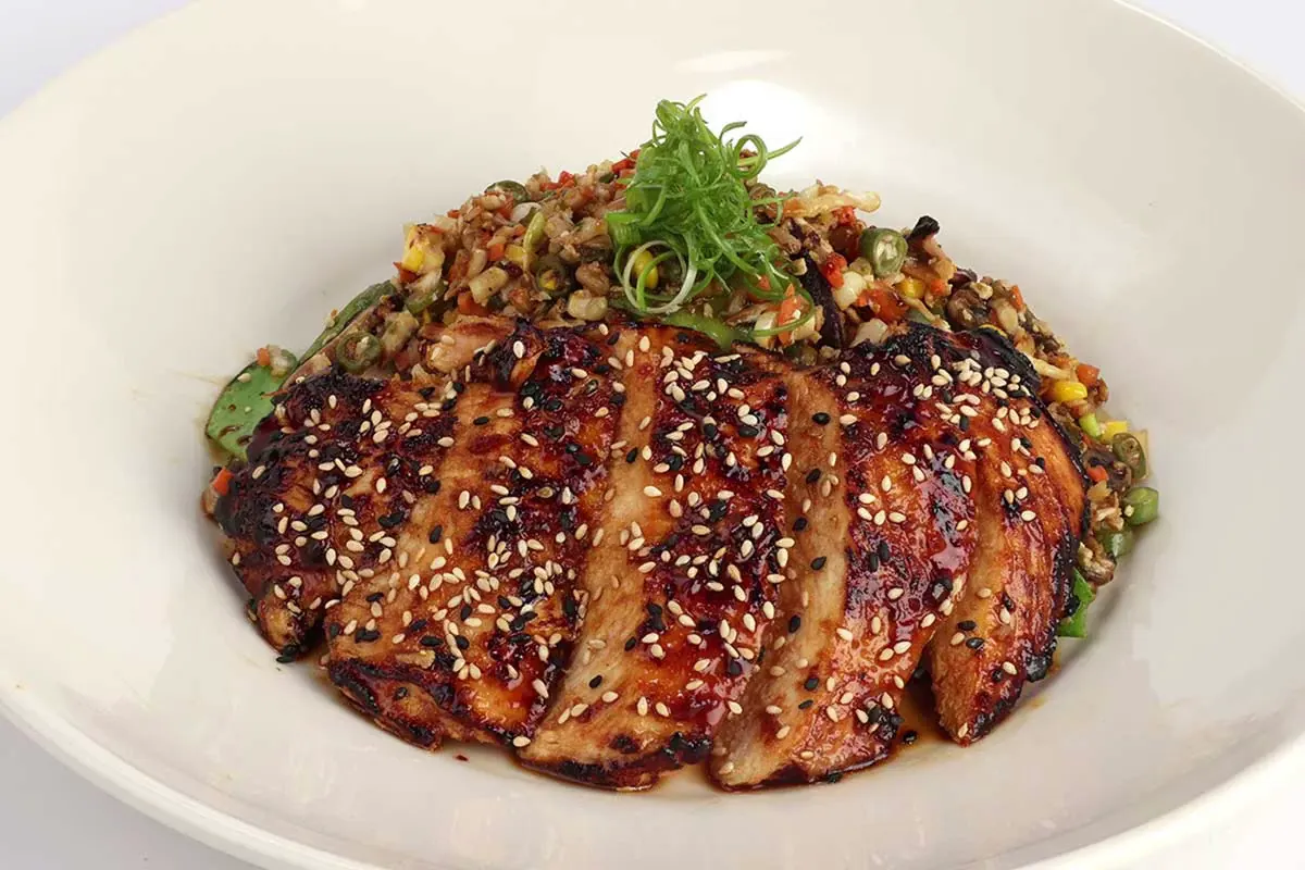 SkinnyLicious Tuscan Chicken
